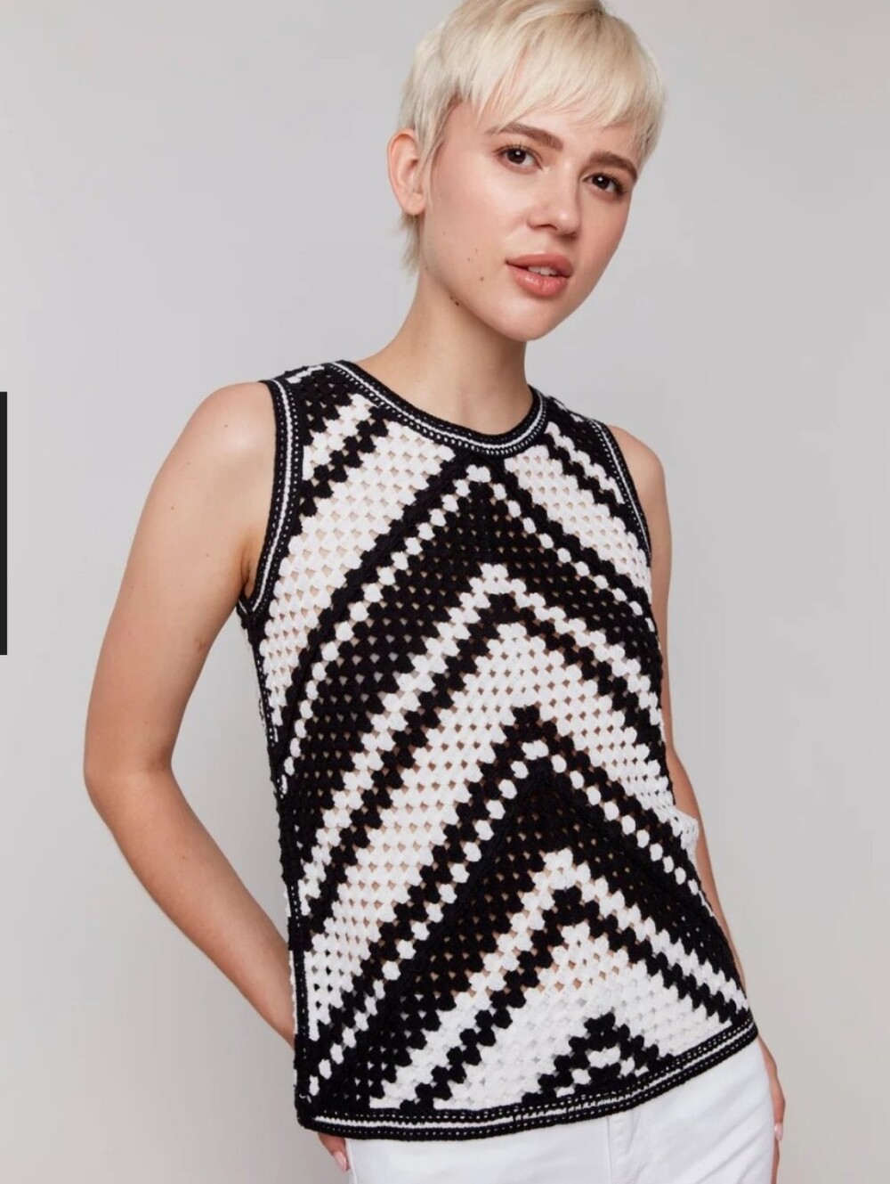 Charlie B XL Black White Crochet Chevron Sweater Tank Top NWOT